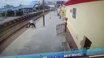 Una mujer que se salvó en dos ocasiones de ser arrollada por un tren