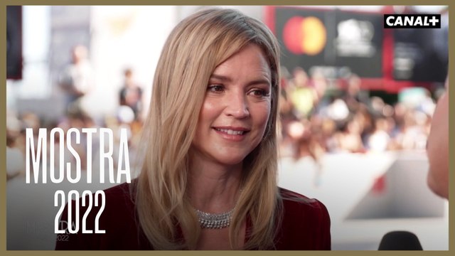 Virginie Efira, Penelope Cruz, Roschdy Zem et Olivia Wilde au micro de Didier Allouch - Mostra 2022