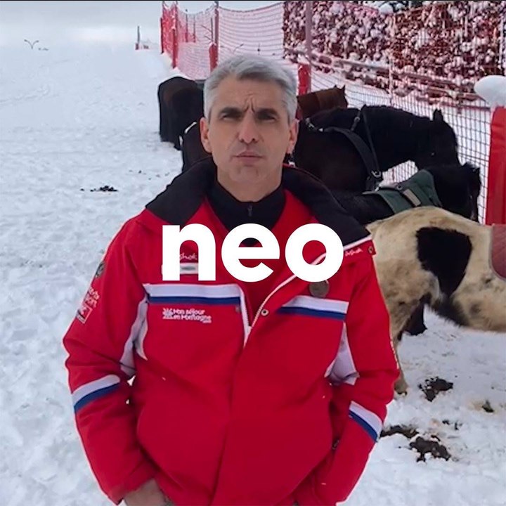 Privés de remontées mécaniques, ils remontent les jeunes skieurs en chevaux