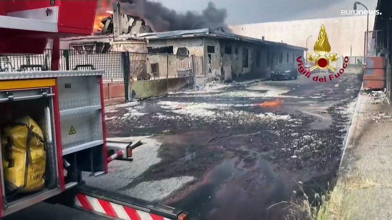 Giftige Substanzen gelagert: Sorge nach Großbrand in Chemiewerk