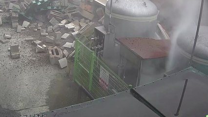 순창 장류 가공공장서 불...4억 원 피해 / YTN