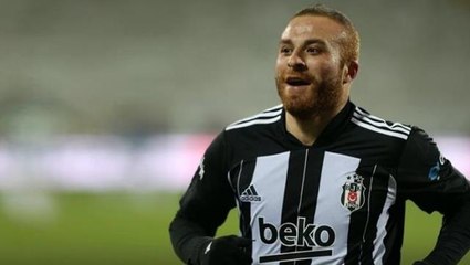 Adana Demirspor, Beşiktaş'tan ayrılan Gökhan Töre'yi renklerine bağladı