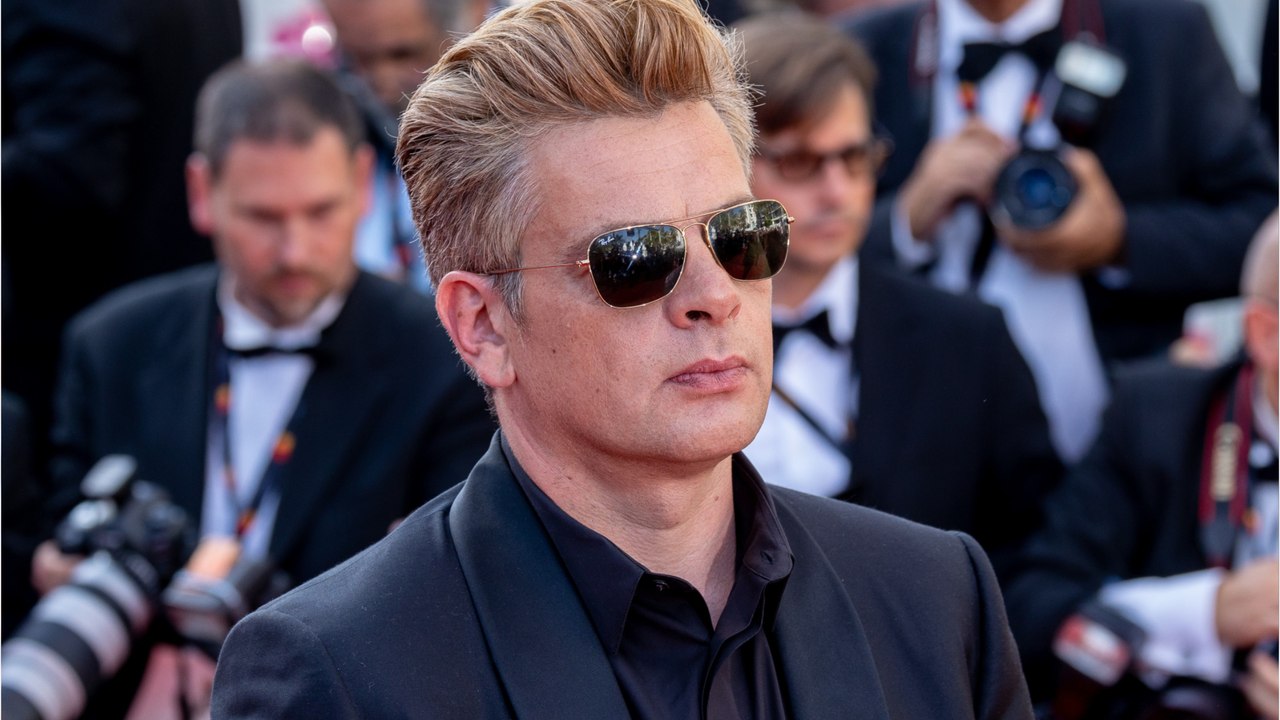 Voici - « Je l’adore ! " : Benjamin Biolay très ami avec un ancien président de la République