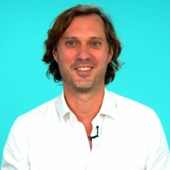 Bertrand Picard, l'homme qui se cache derrière les pelouses du Real Madrid ou encore d'Arsenal