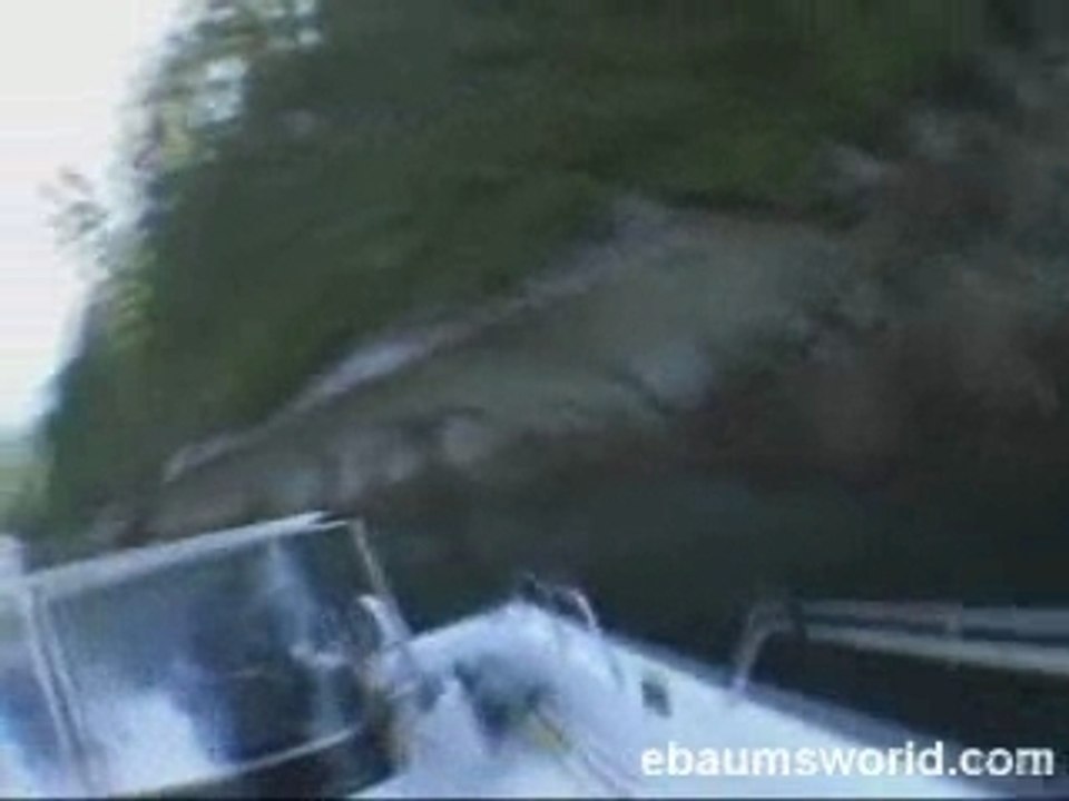 Idiot_2_footswin