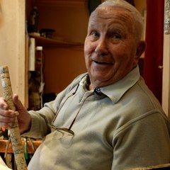 À 94 ans, Pierre Heckmann est le dernier sculpteur sur ivoire de France