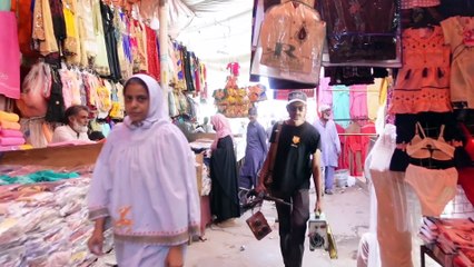 Travelling the streets of Karachi/Pakistan. Relax and enjoy right from the comfort of your home.