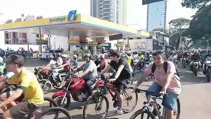 Milhares saem às ruas de Umuarama na comemoração do 7 de Setembro e em apoio ao presidente Bolsonaro