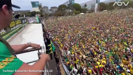 Bolsonaro es ovacionado por una multitud en la celebración del Día de la Independencia de Brasil
