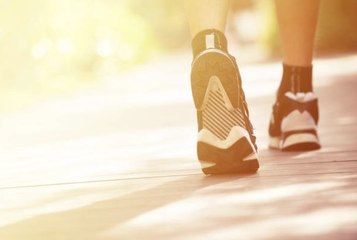 Daily Walking Linked to Lower Risk of Dementia