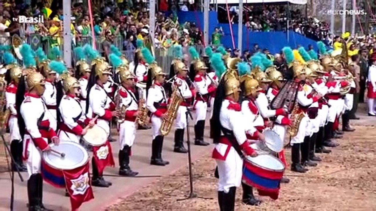 Brasil celebra 200 anos de independência com a...