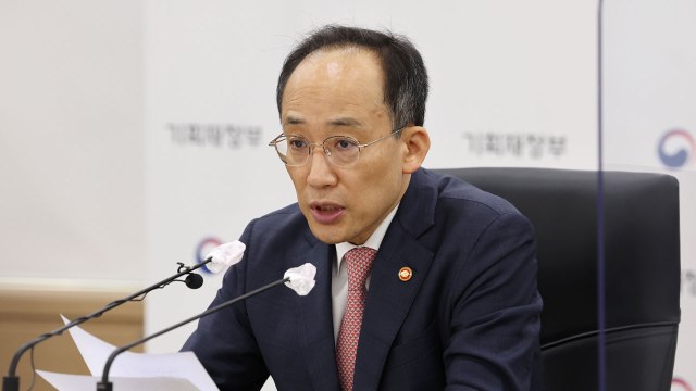 추경호 내년 중앙정부 재원 97%, 사회적 약자 지원에 투자 / YTN