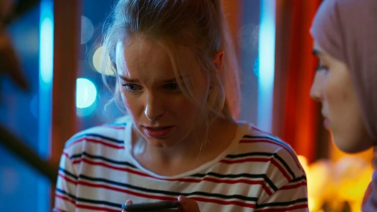 Hoodie Staffel 1 Folge 25 HD Deutsch