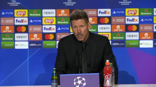 Simeone: La realidad es que Griezmann a 30 minutos lo está haciendo bien, a 60 no lo sabemos