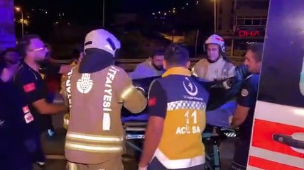 Pendik'te minibüs kamyonete çarptı: 1 ölü, 3 yaralı