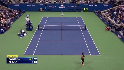 US Open - Swiatek rejoint le dernier carré en éliminant Pegula