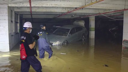 지하주차장 참사 현장 관계기관 합동 감식 / YTN