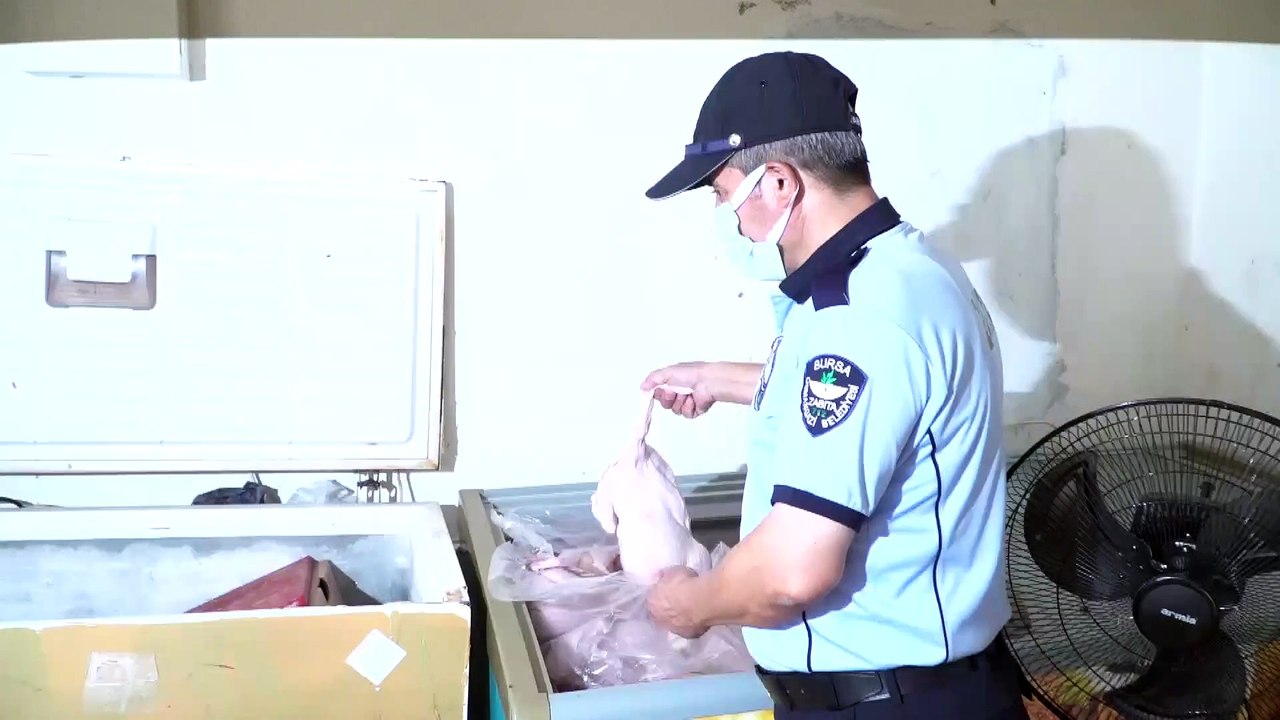 Bursa’da gıda terörü! 1,5 ton beyaz et...