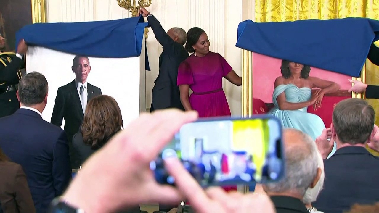 Barack und Michelle Obama enthüllen Porträts im Weißen Haus