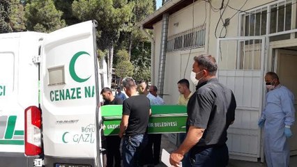 Son dakika haberi! GAZİANTEP'TE BABA VE OĞLUNUN CENAZELERİ AİLEYE TESLİM EDİLDİ