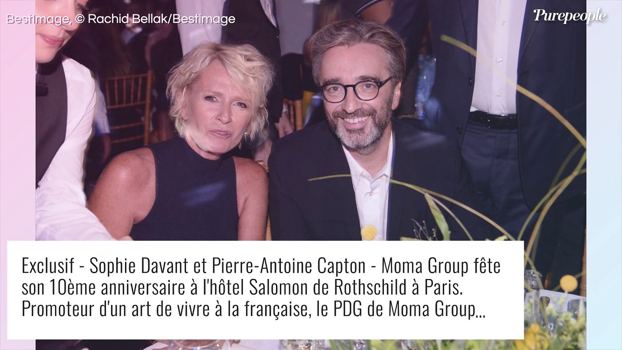 Sophie Davant et William Leymergie : Rare sortie des amoureux, bronzés, élégants mais très discrets