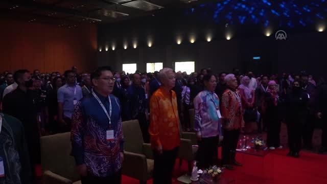 KUALA LUMPUR - Malezya Uluslararası Helal Fuarı başladı