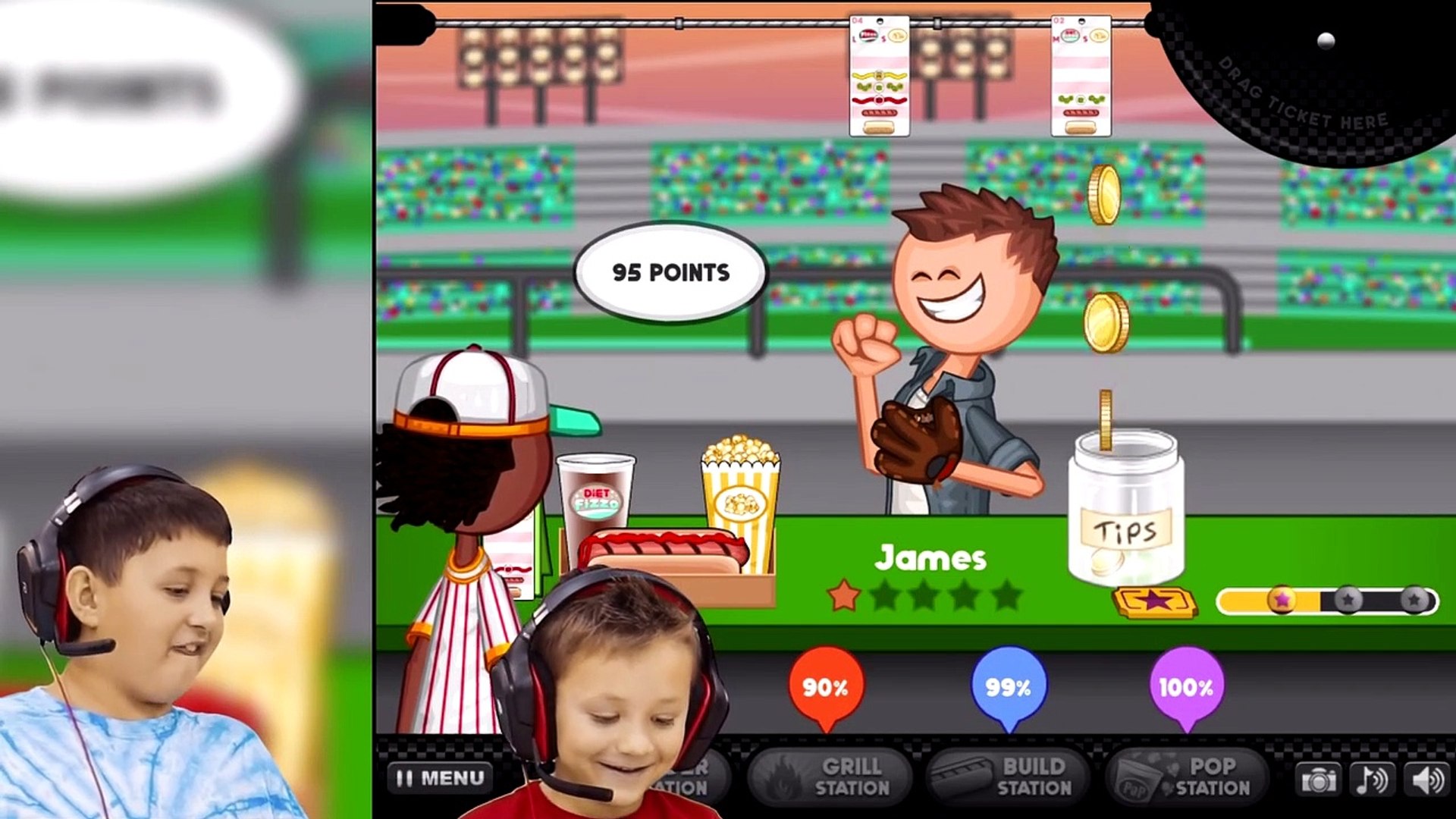 Papa's Hot Doggeria game is free to play at GoGy