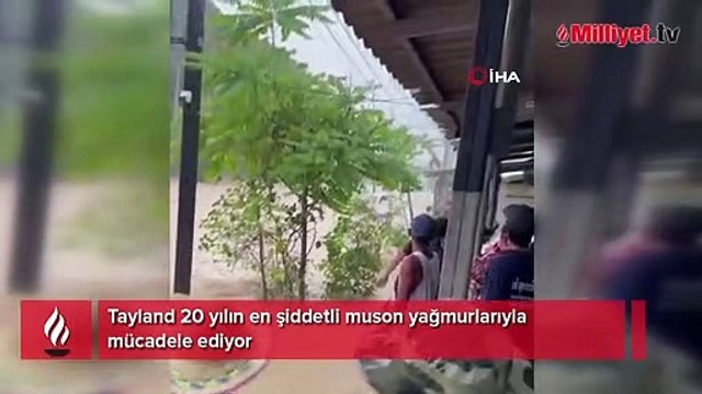 Tayland 20 yılın en şiddetli muson yağmurlarıyla mücadele ediyor