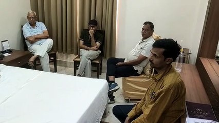 SriGanganagar पीलीबंगा सीएचसी प्रभारी सवा लाख रुपए की रिश्वत लौटाते हुए गिरफ्तार