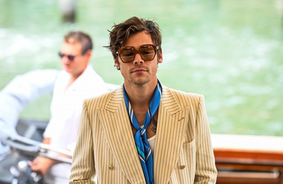 Harry Styles pokes fun at Chris Pine spit-gate as he returns to stage