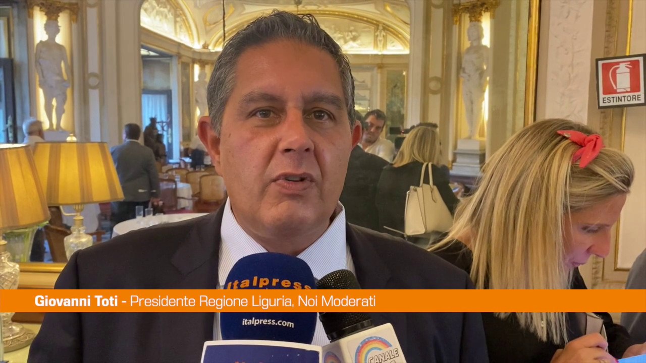 Toti "L'autonomia dovrebbero chiederla le Regioni del Sud"