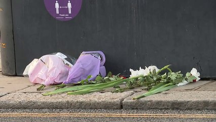 Queen dies aged 96: Flowers laid outside Windsor Castle