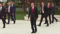 Cumhurbaşkanı Erdoğan, Vatan Anıtı'na çelenk koydu