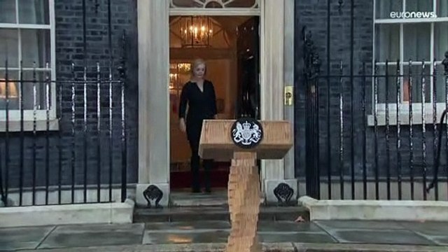 Лиз Трасс: Боже, храни короля!