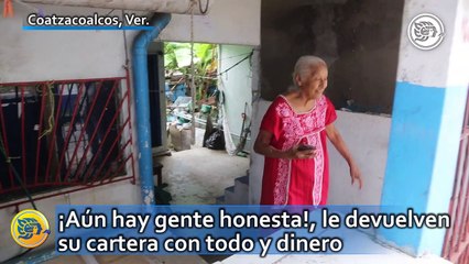 ¡Aún hay gente honesta!, le devuelven su cartera con todo y dinero