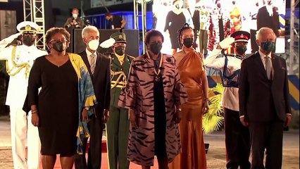 Queen Elizabeth dies, ending long-lasting era for monarchy