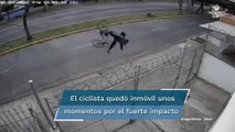 Ciclista sufre aparatosa caída en Jalisco por un cable suelto