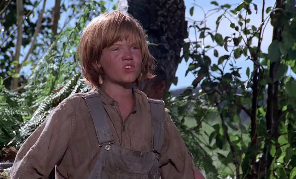 Peter et Elliott le dragon Bande-annonce (RU)