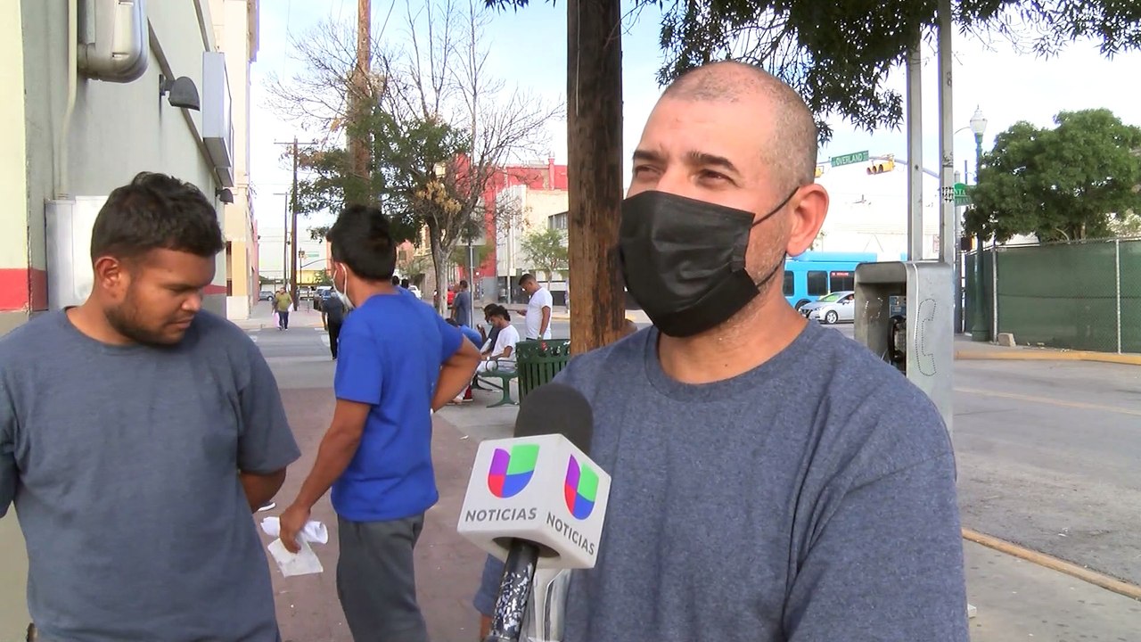 Abandonan a migrantes en el centro de El Paso
