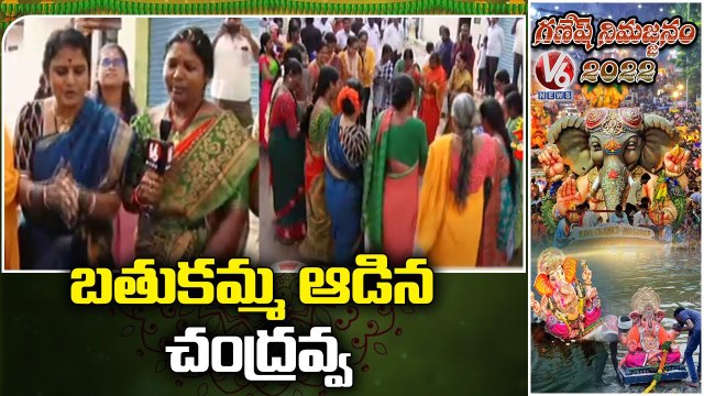 Teenmaar Chandravva Bathukamma Dance In Balapur Ganesh _ V6 News (2)