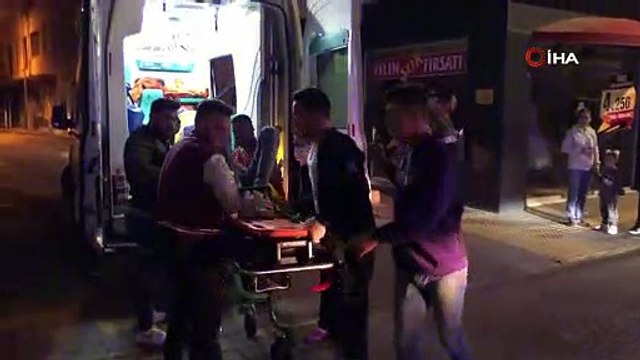 Sinop'ta trafik kazasında cadde savaş alanına döndü: 2 yaralı