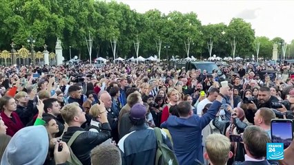 "Nous sommes fiers d'elle" : les Britanniques rendent hommage à la reine Elizabeth II