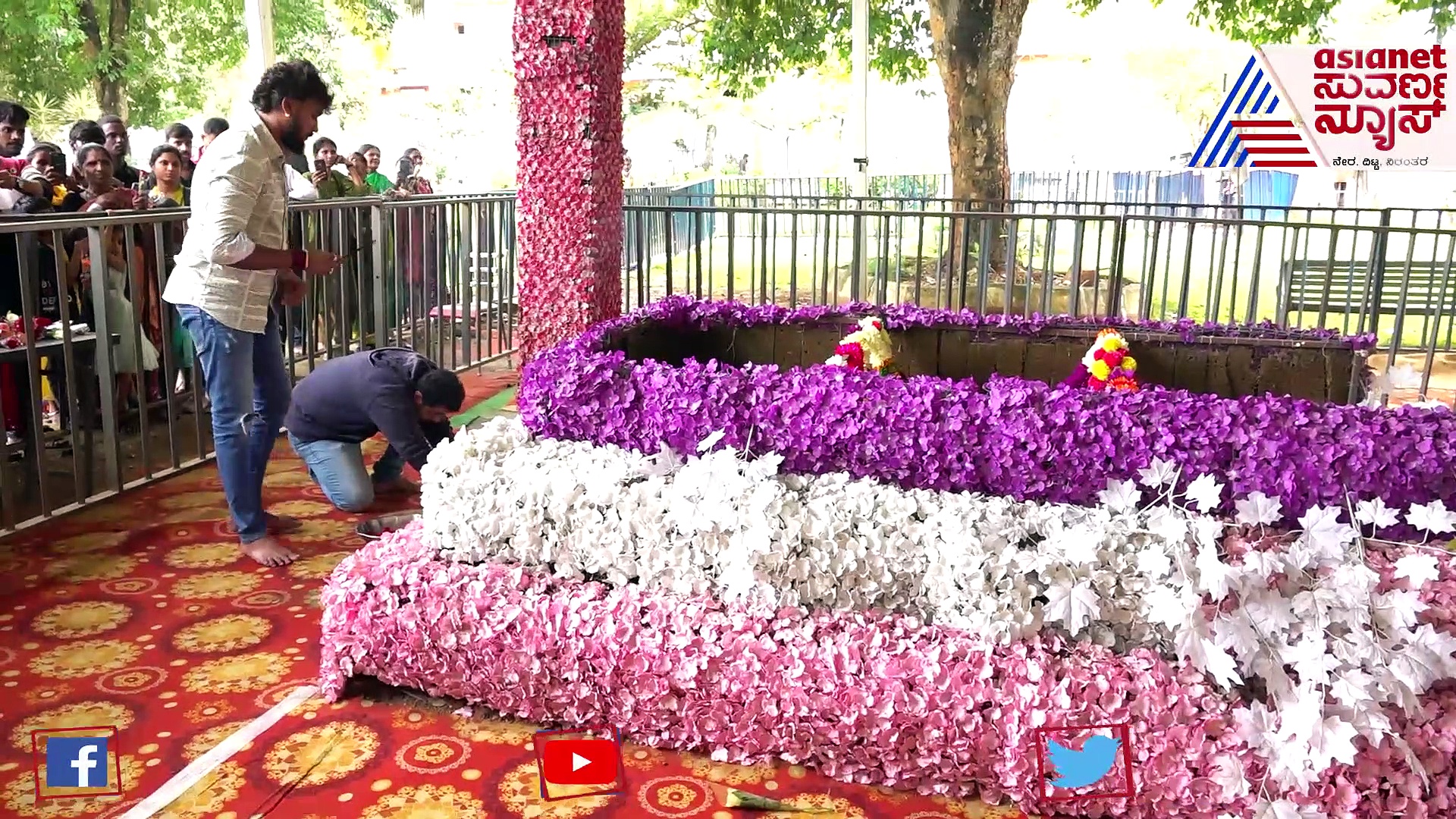 ಅಪ್ಪು ಸಮಾಧಿಗೆ ಪೂಜೆ ಸಲಿಸಿ 'ಕೈವ' ಚಿತ್ರ ಪ್ರಚಾರ ಶುರು ಮಾಡಿದ Dhanveer Gowda!