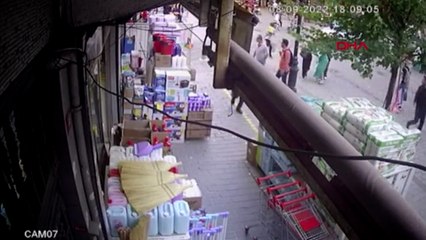 İstanbul'da kuyumcu kuryesi gasp girişiminde yaralandı