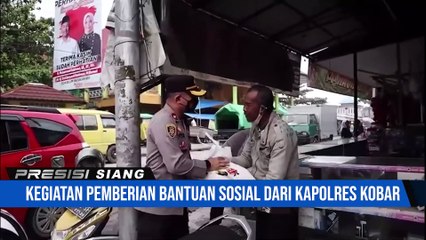 Pemberian Bantuan Sosial Kepada Juru Parkir Dan Supir Angkot Di Pasar Indrasari Pangkalan Bun