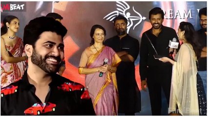 Скачать видео: Sharwanand: అమ్మ గురించి ప్రశ్నలు,గొప్ప మాటలు Oke Oka Jeevitham Pre Release *Event |Telugu FilmiBeat