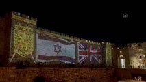 Eski şehrin duvarlarına Büyük Britanya ve İsrail bayrakları yansıtıldı