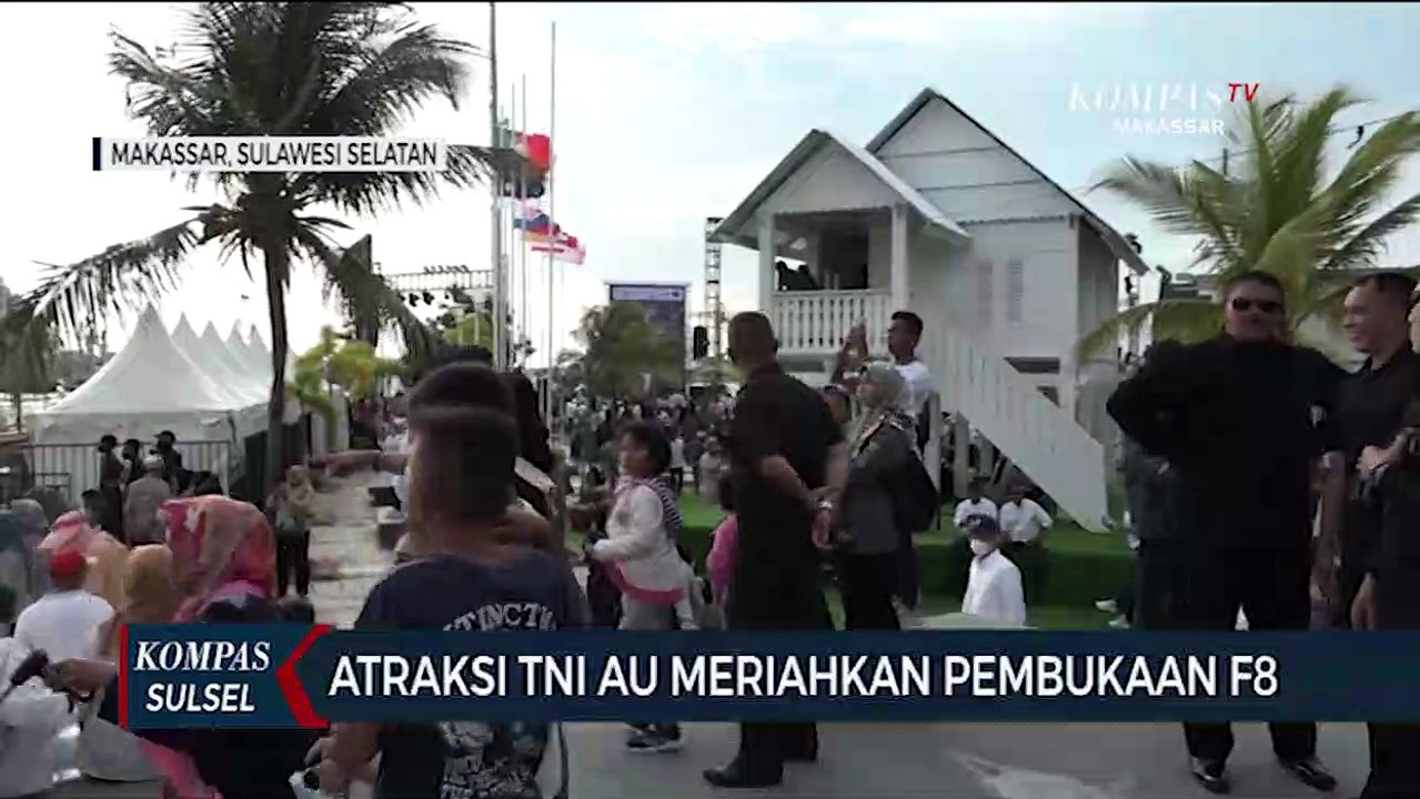 Atraksi TNI AU Meriahkan Pembukaan F8