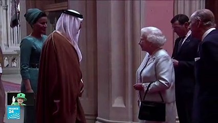 الملكة إليزابيث الثانية والعالم العربي