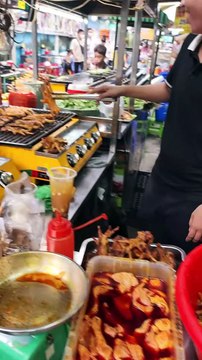Vietnamese Style Grilled Chicken Feet Making Vietnam Street Food #shorts